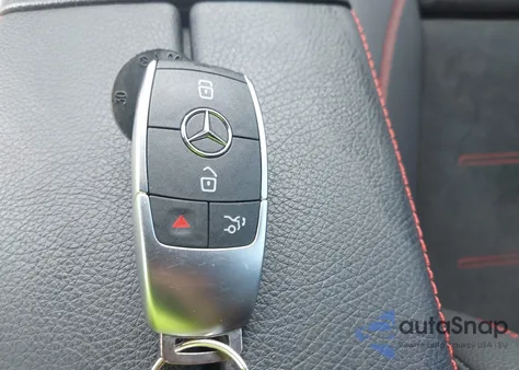 2024 Mercedes-Benz Glb 250 4Matic z USA, uszkodzony, nr VIN W1N4M4HB6RW352456